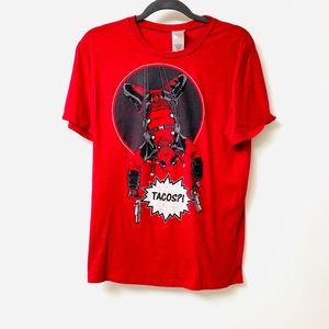 Marvel Deadpool red t-shirt size small